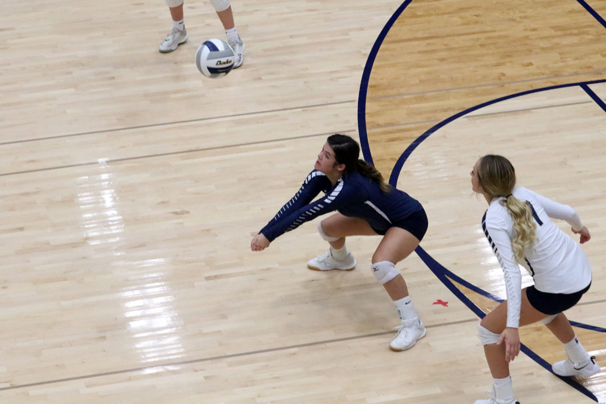 Cross County VB vs BDS (6).jpg